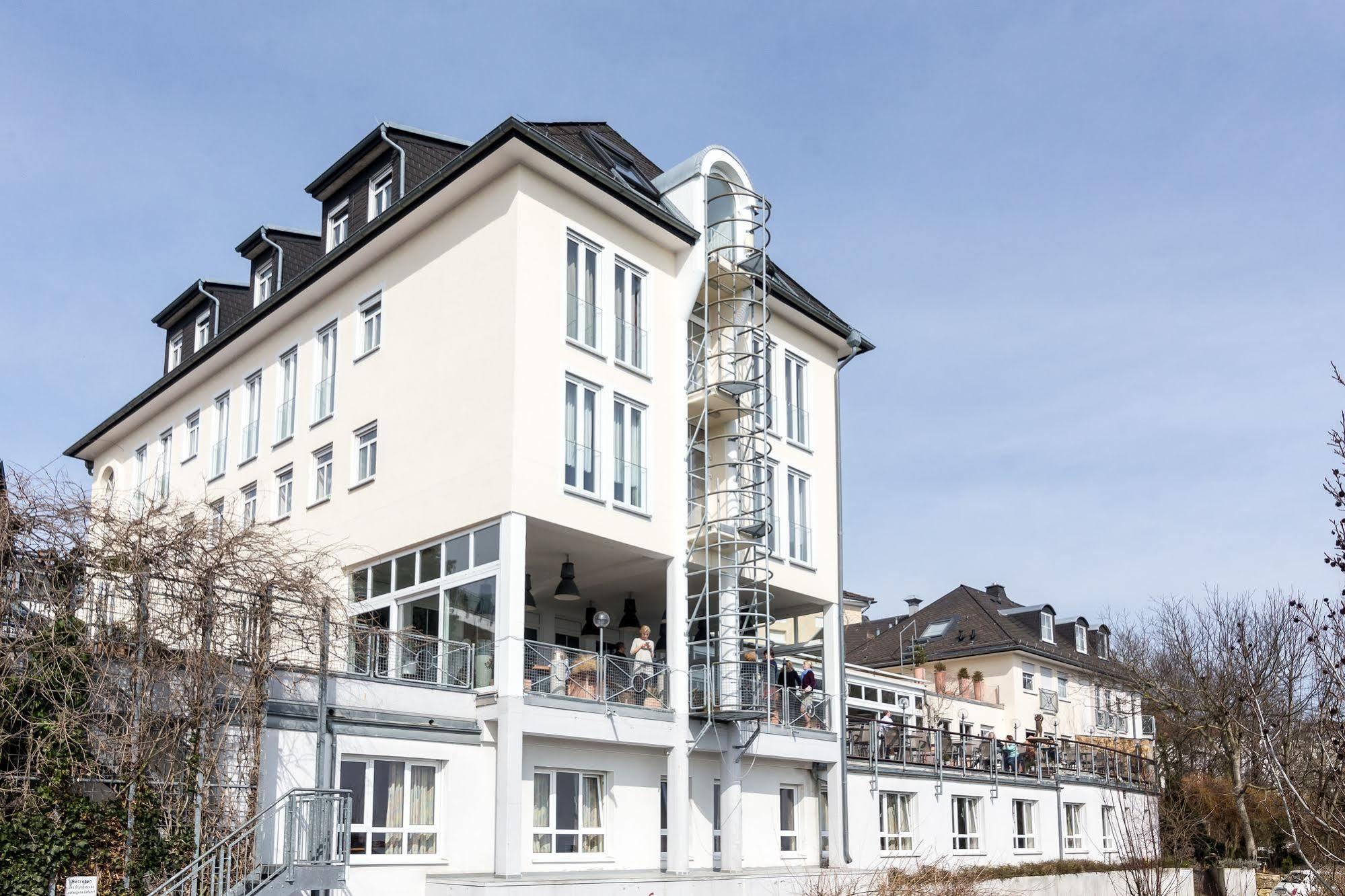 Hotel Schoene Aussicht Frankfurt am Main Dış mekan fotoğraf